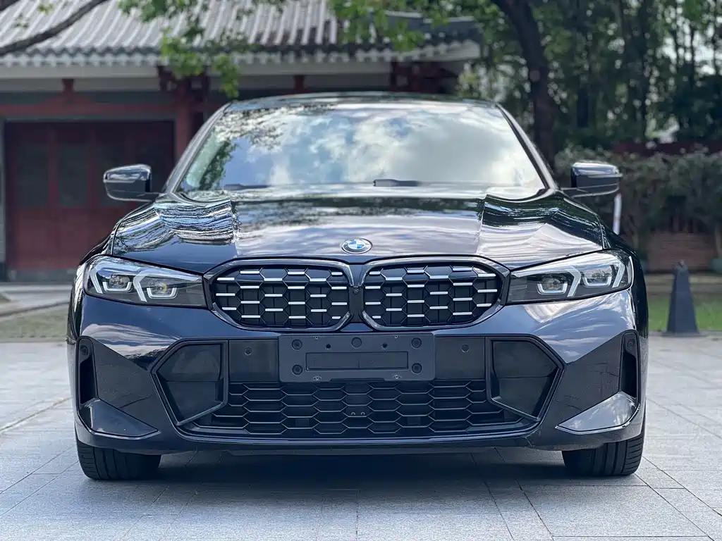 BMW 3 Series 2023