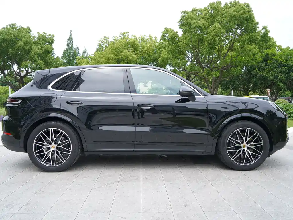 Porsche Cayenne 2025 — фото 5