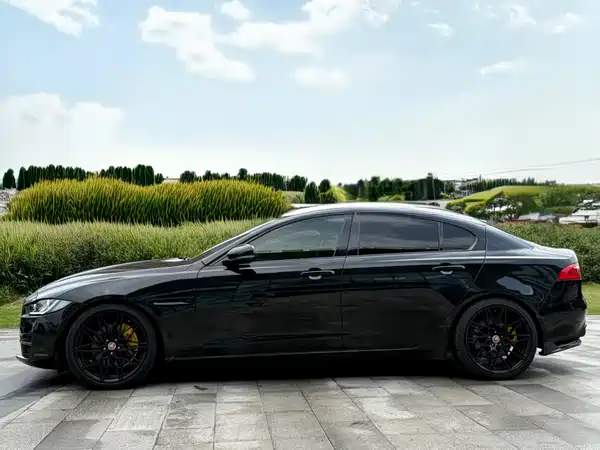 Jaguar XEL 2019