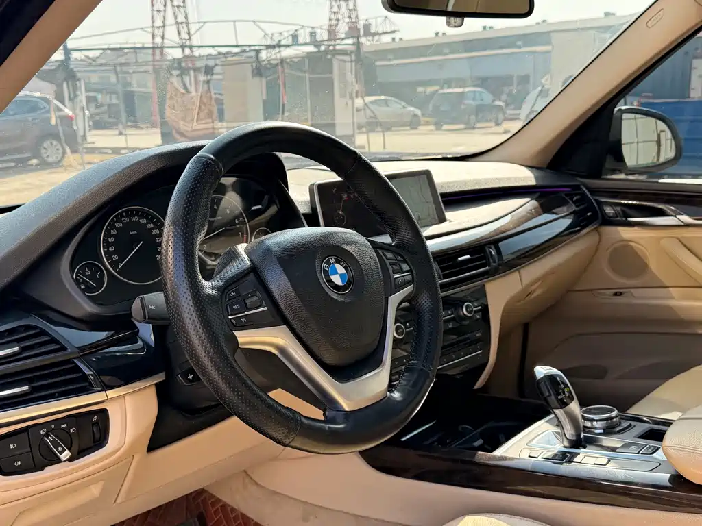 BMW X5 2014 — фото 10
