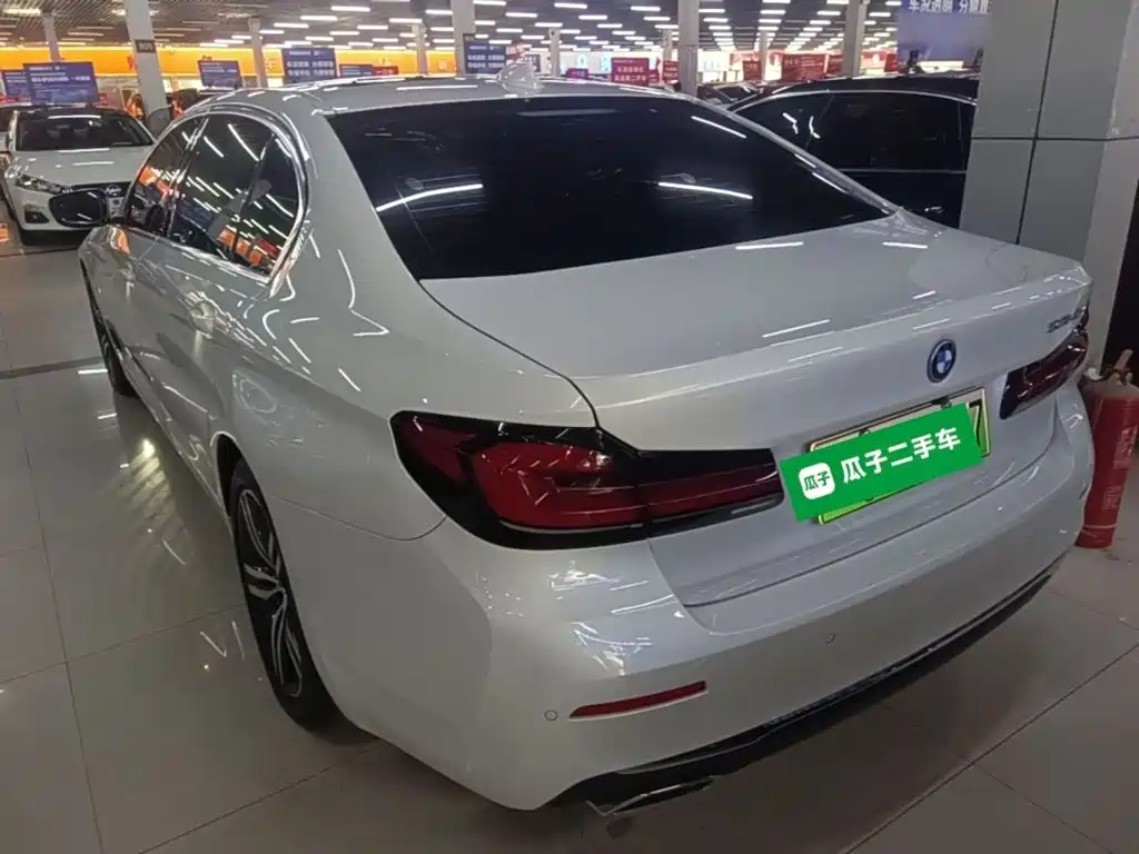 BMW 5 Series New Energy 2022 — фото 5