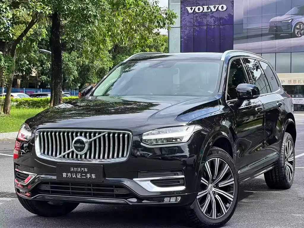 Volvo XC90 2020 — фото 1