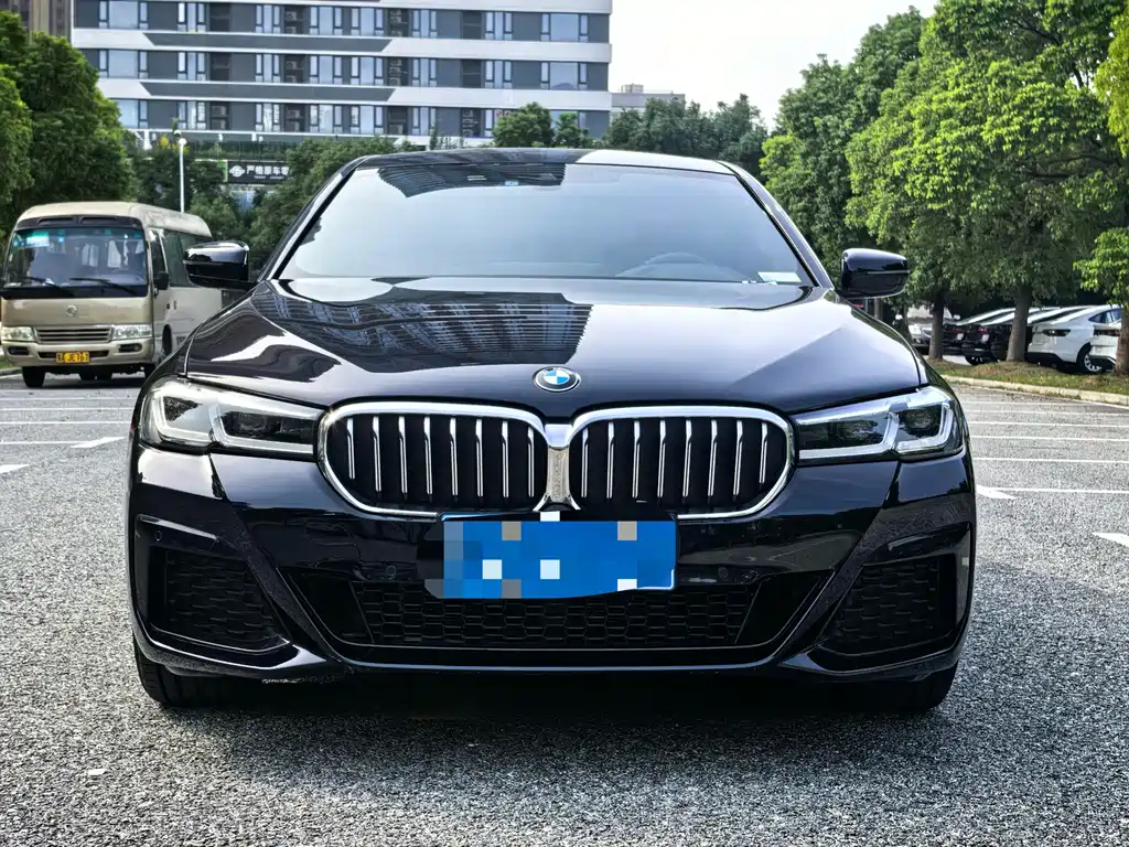 BMW 5 Series 2022