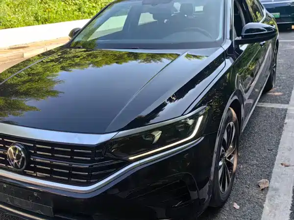 Volkswagen Passat 2023