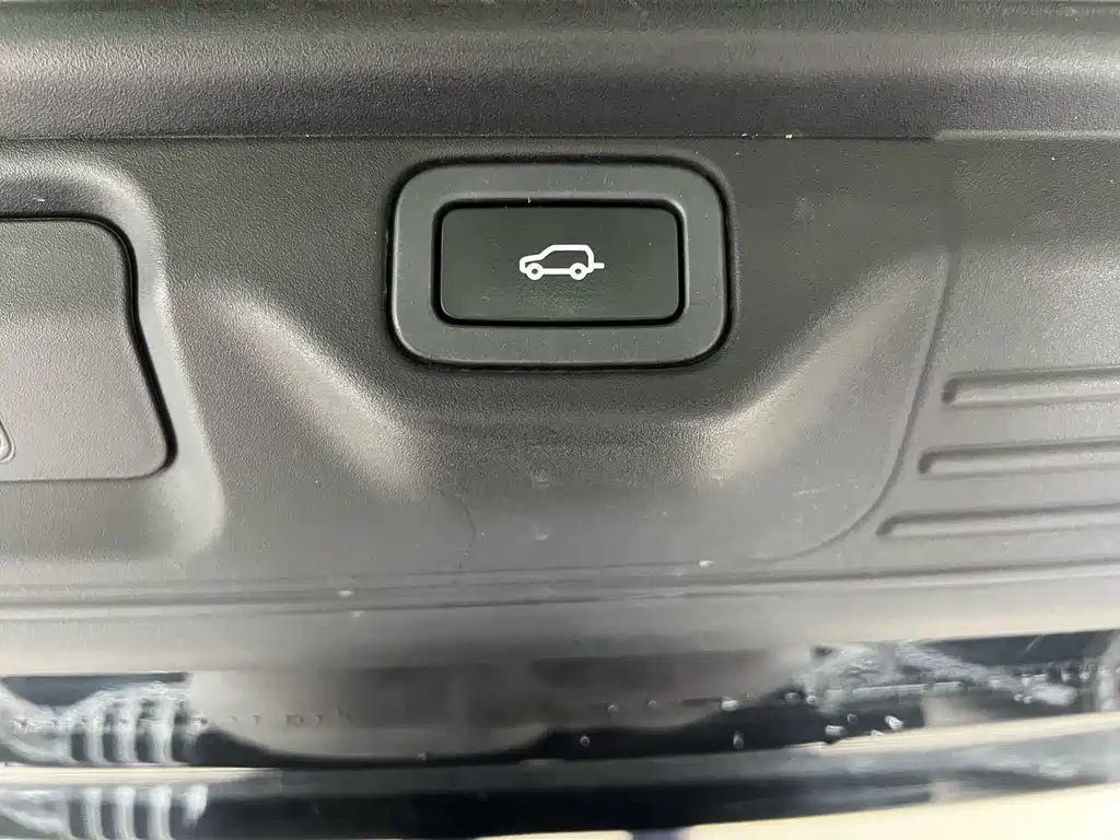 Land Rover Range Rover 2018 — фото 16