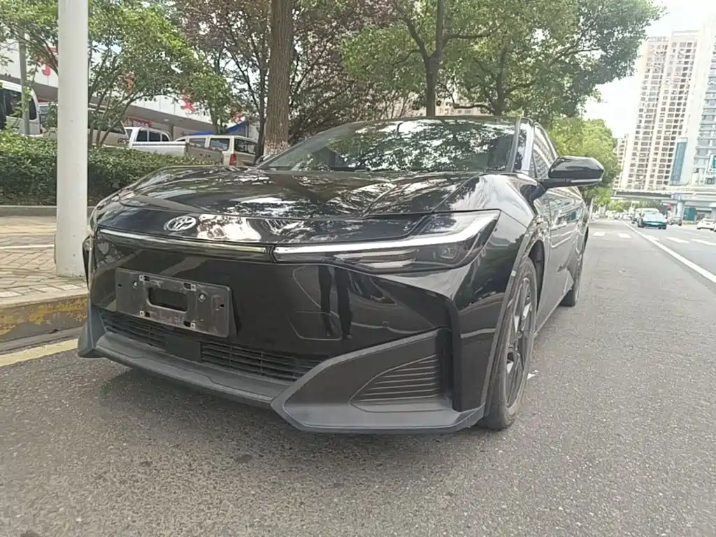 Toyota bZ3 2023