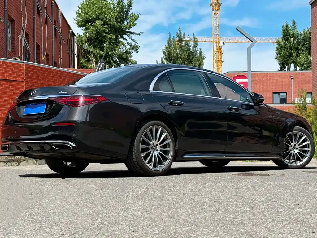 Mercedes-Benz S-Class 2021
