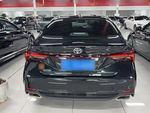 Toyota Avalon 2023