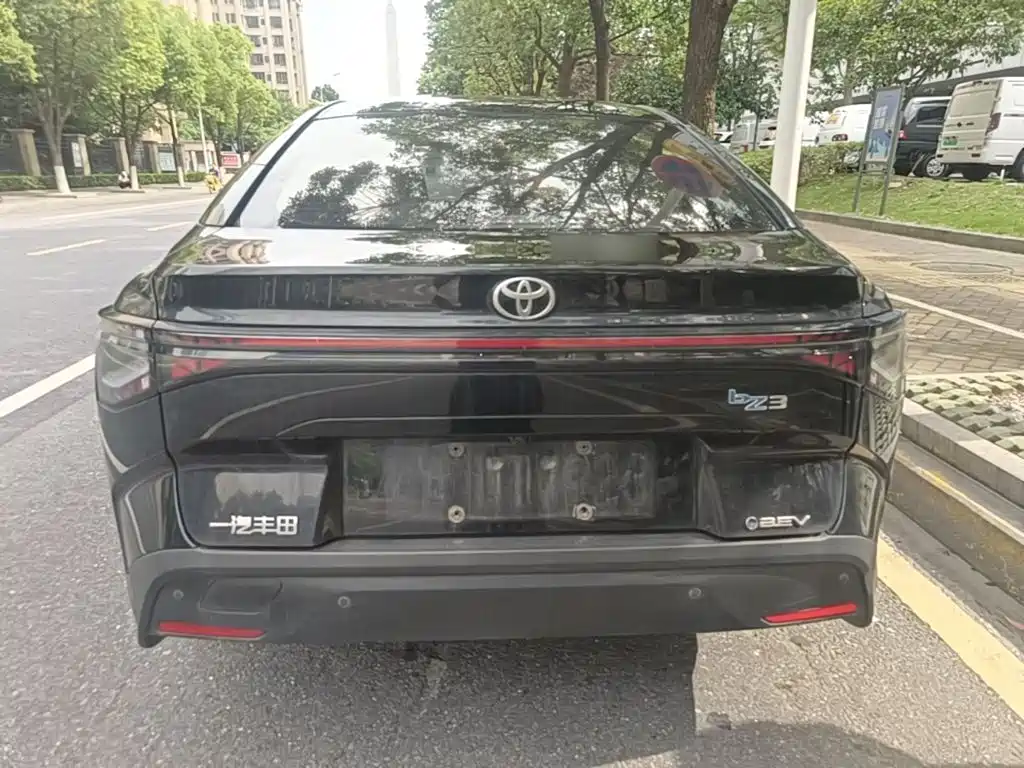 Toyota bZ3 2023