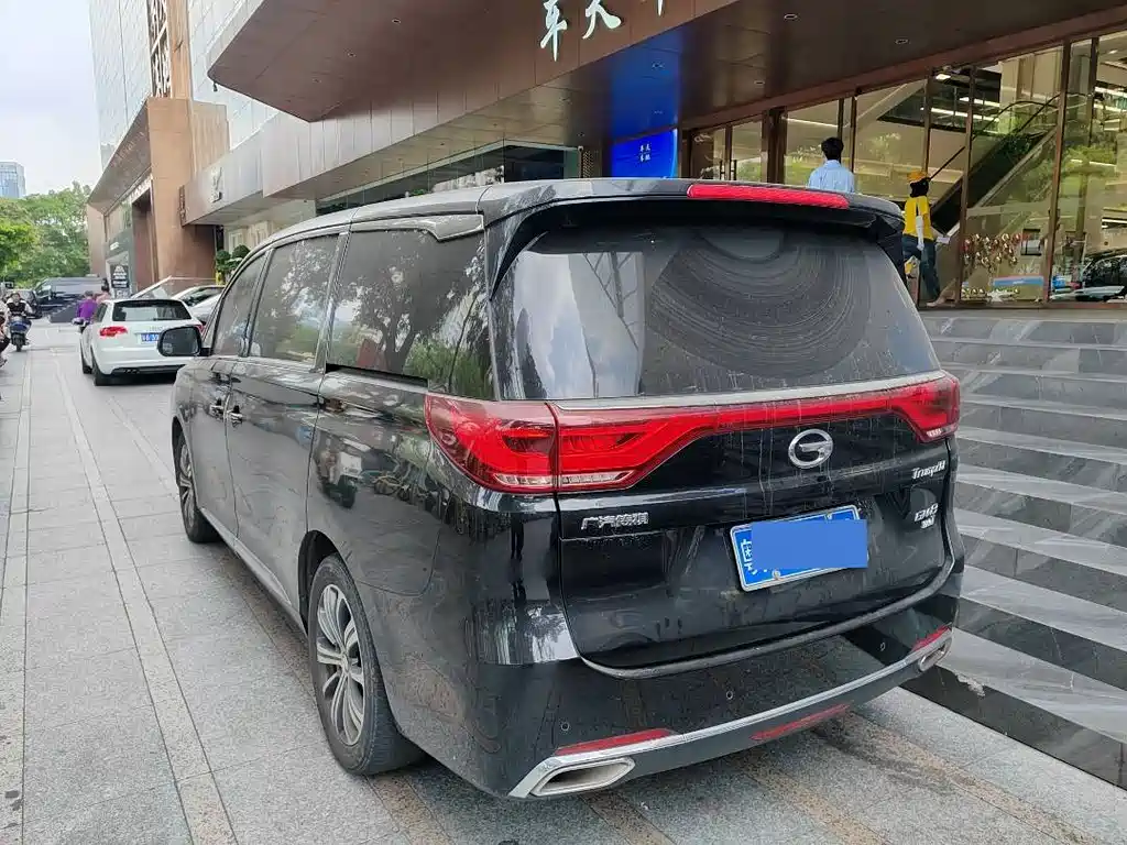 GAC Motor Trumpchi M8 2019 — фото 3