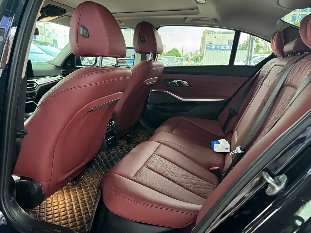 BMW 3 Series 2023