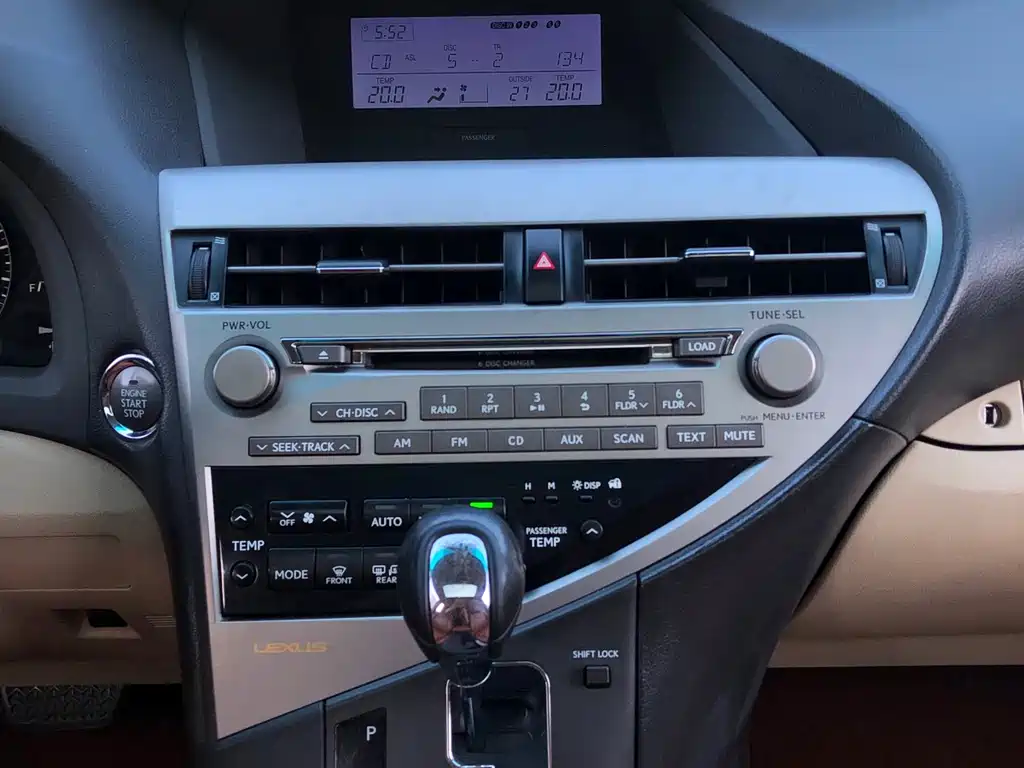 Lexus RX Classic 2013 — фото 16