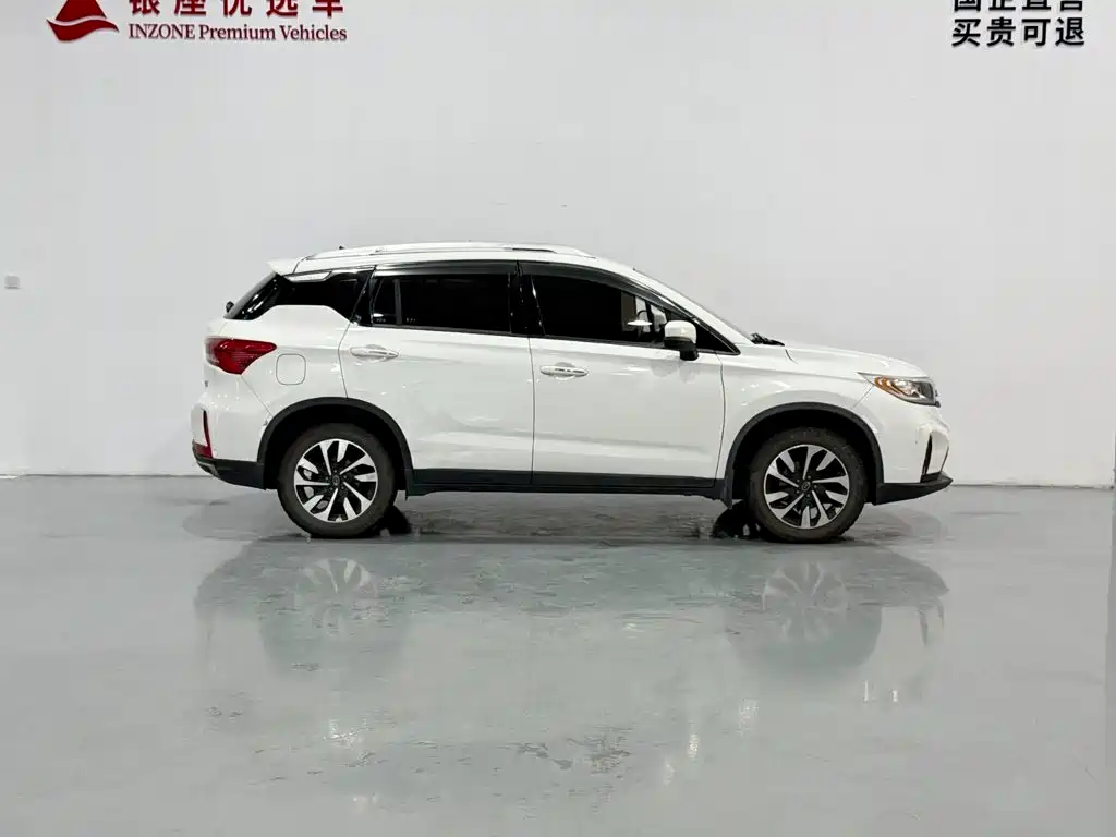 GAC Trumpchi GS4 2018 — фото 4