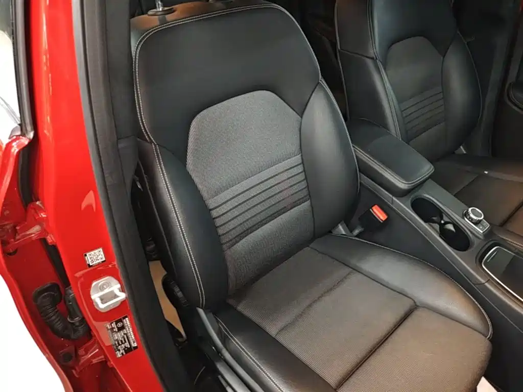 Mercedes-Benz B-Class 2016 — фото 25