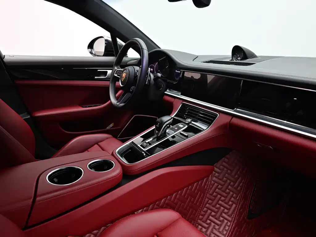 Porsche Panamera 2023 — фото 11