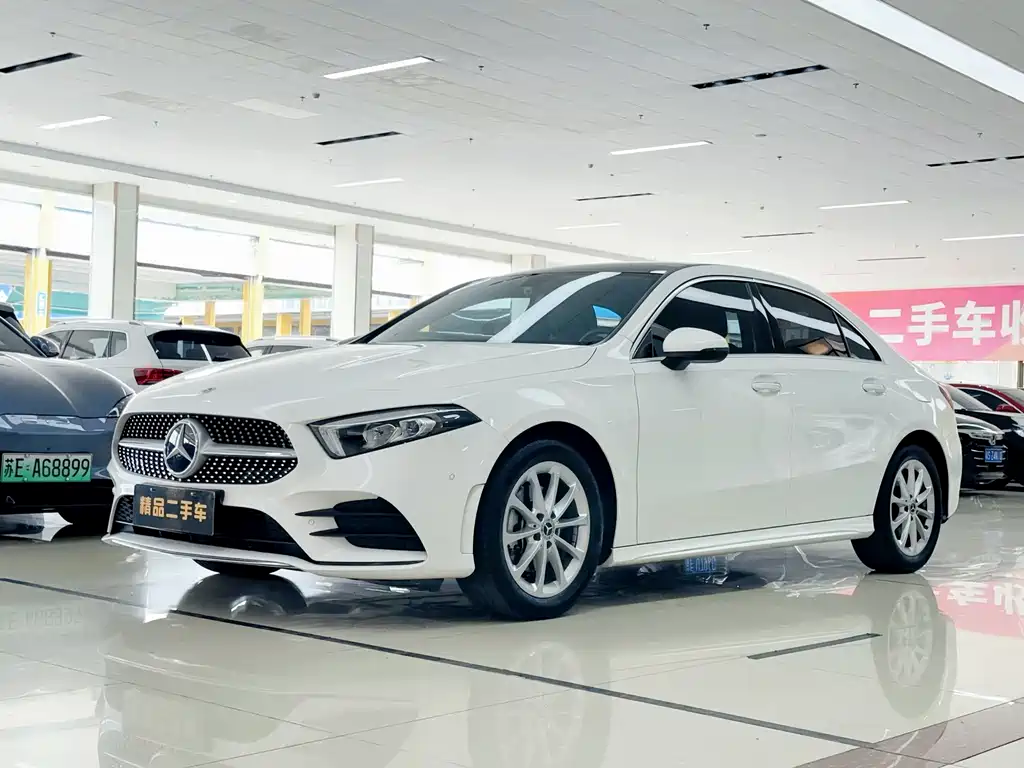 Mercedes-Benz A-Class 2022 — фото 1