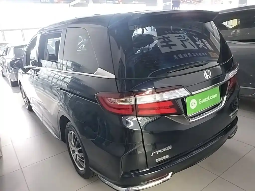 Honda Odyssey 2020 — фото 23