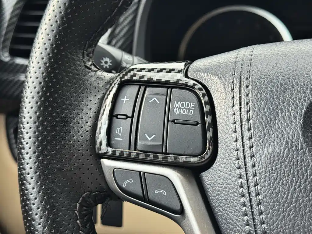 Toyota Highlander 2020 — фото 18
