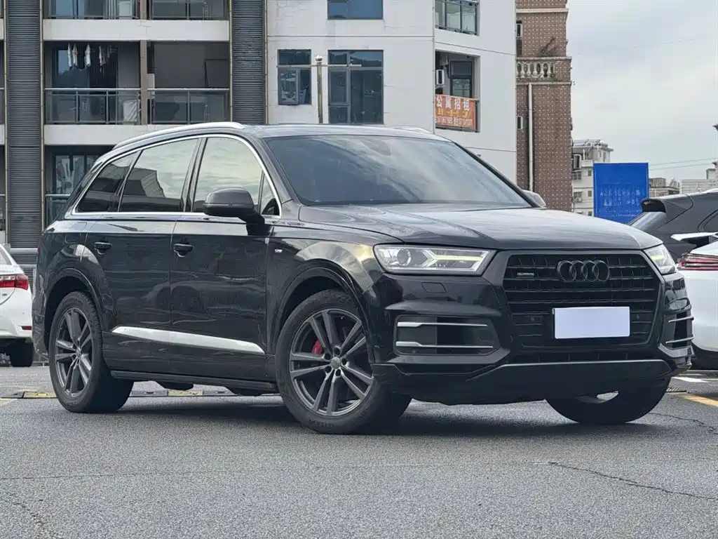 Audi Q7 2016