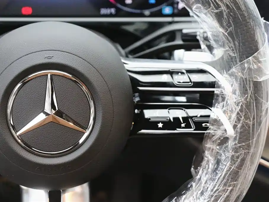Mercedes-Benz E-Class 2026 — фото 19