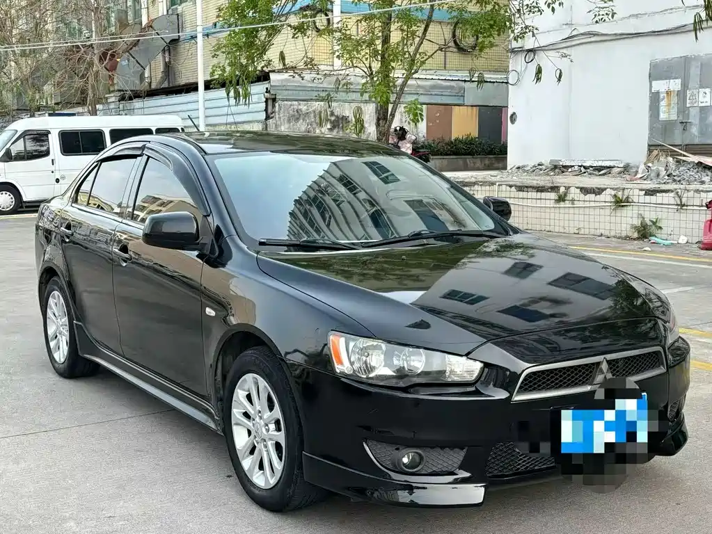 Mitsubishi Lancer EX 2012 — фото 3