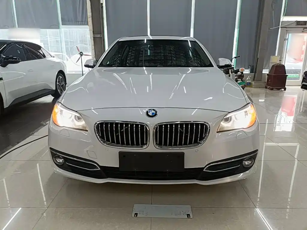 BMW 5 Series 2016