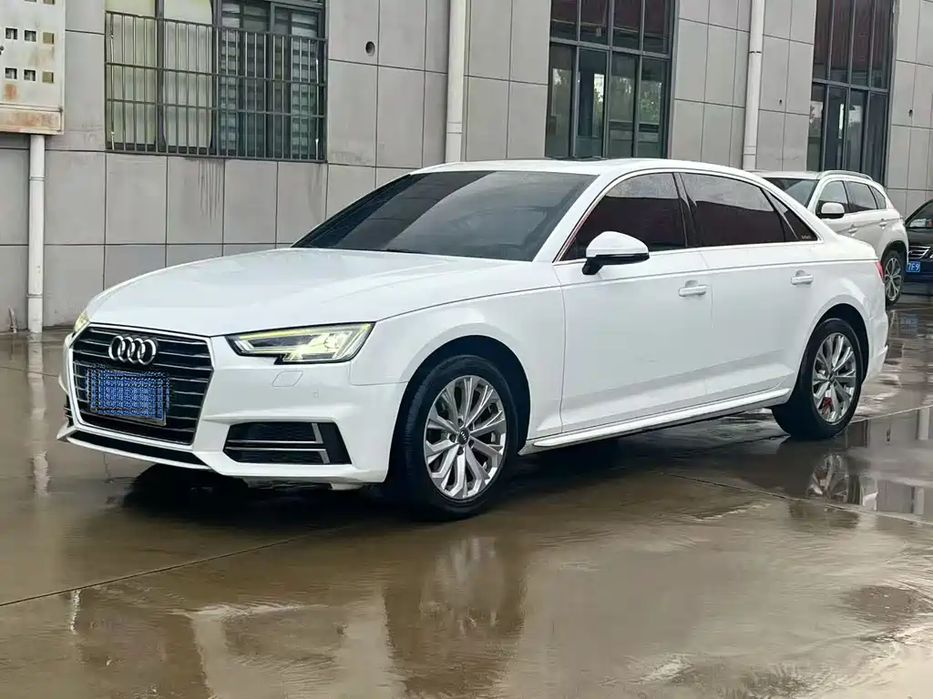 Audi A4L 2019 — фото 2