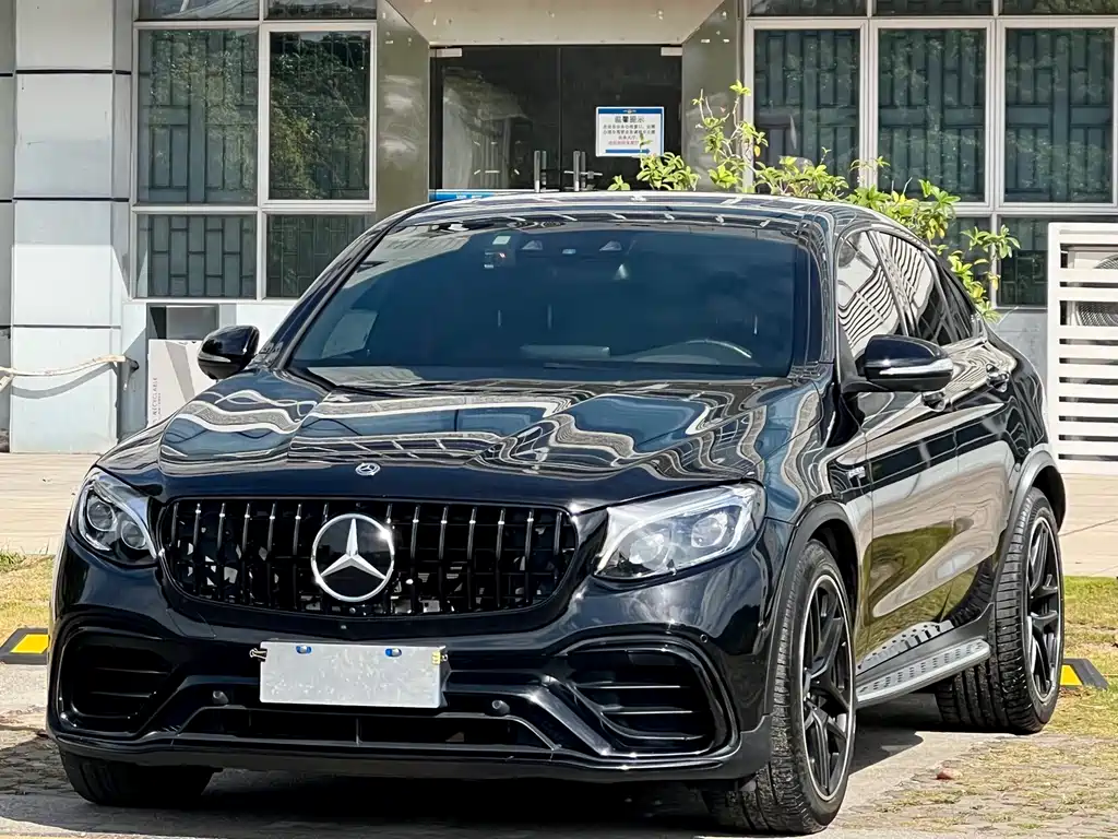 Mercedes-Benz GLC Coupe AMG 2019 — фото 1
