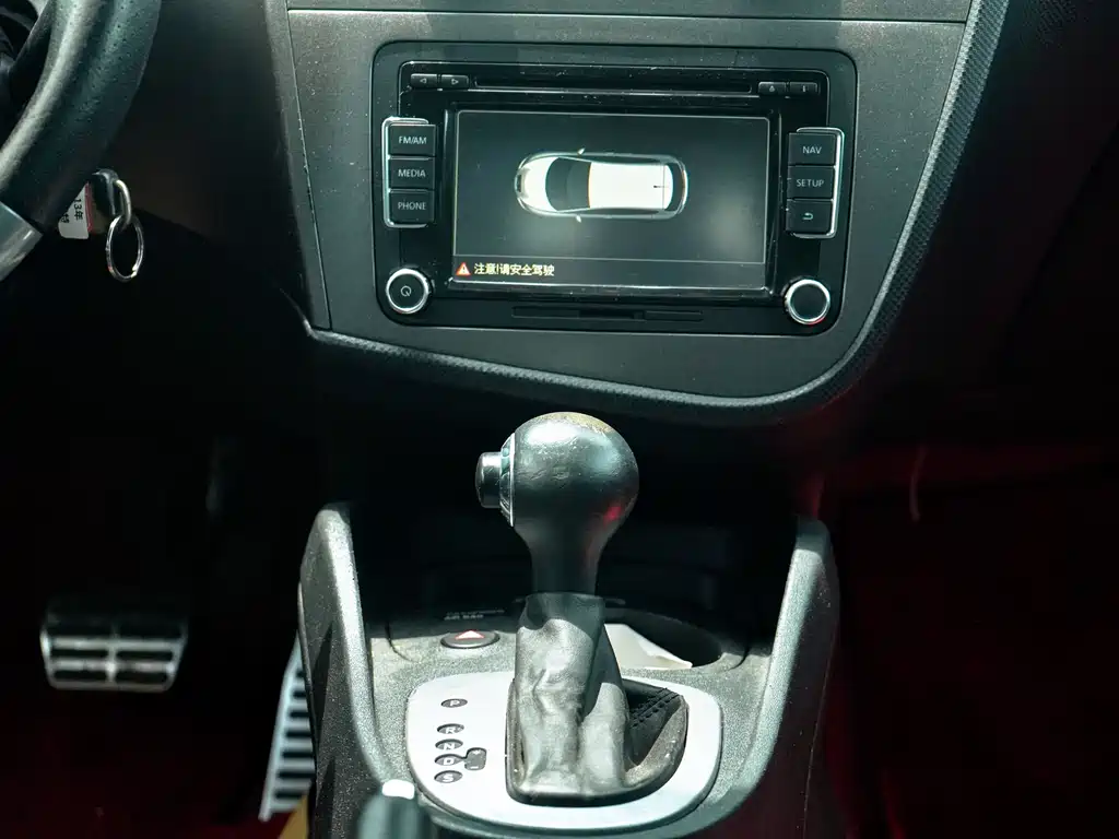 SEAT Leon 2013 — фото 21