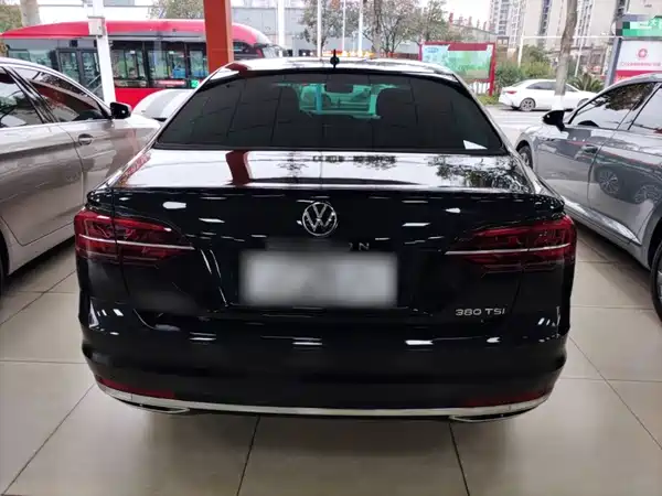 Volkswagen Phideon 2023