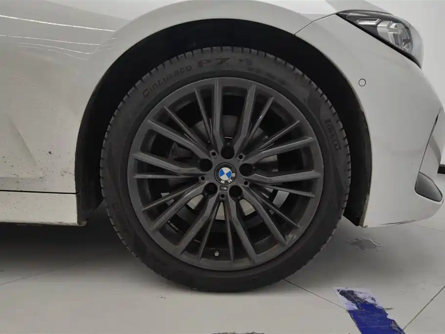 BMW 3 Series 2024