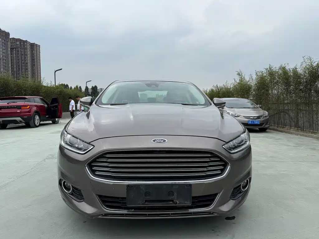 Ford Mondeo 2015 — фото 2