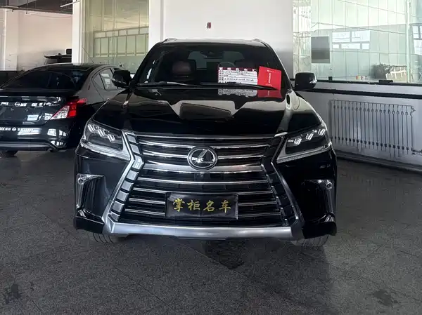 Lexus LX 2017
