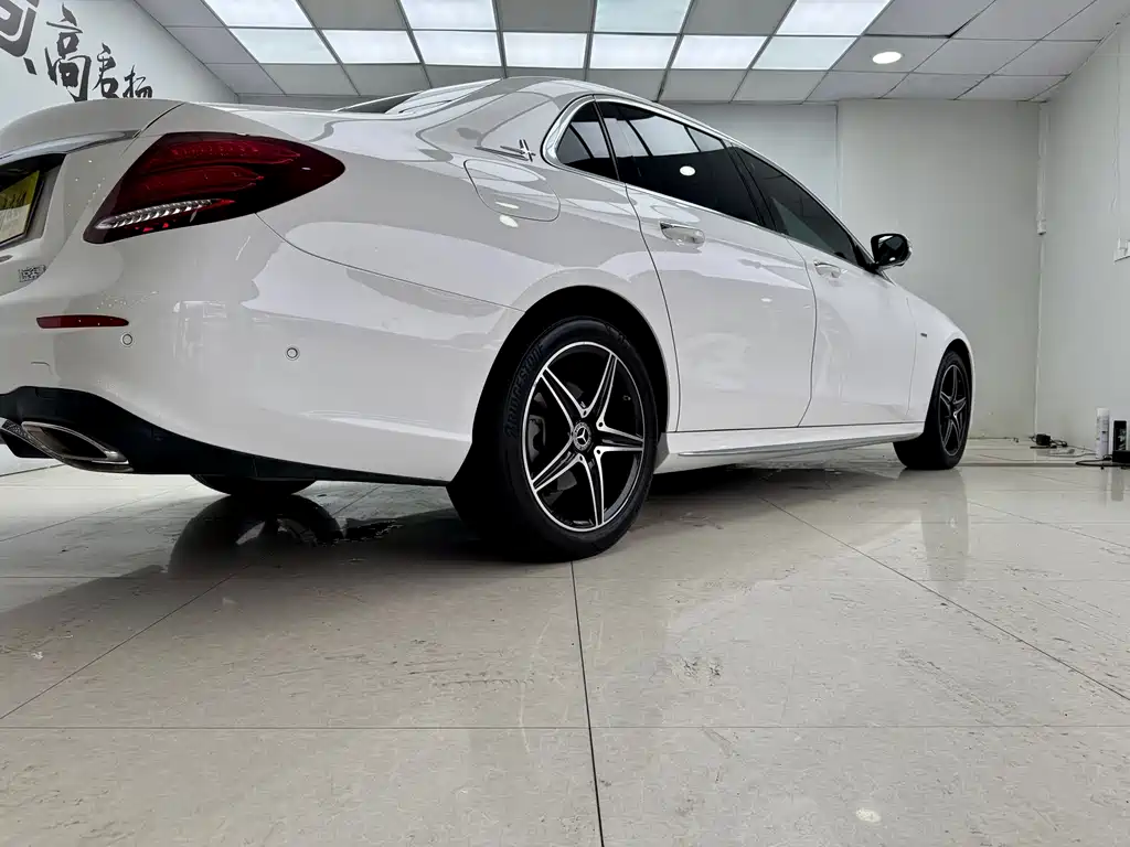 Mercedes-Benz E-Class 2020 — фото 22