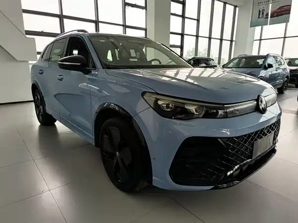 Volkswagen Tiguan L 2024