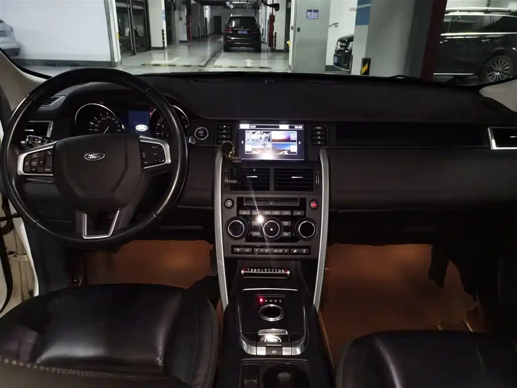 Land Rover Discovery Sport 2016