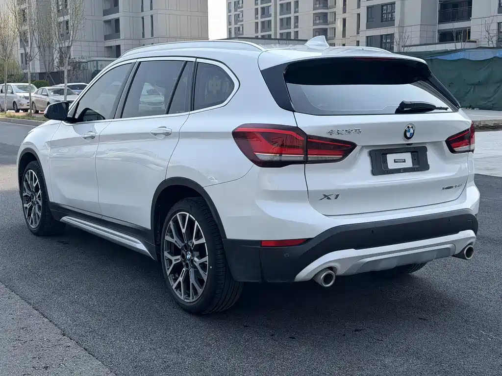BMW X1 2021 — фото 16