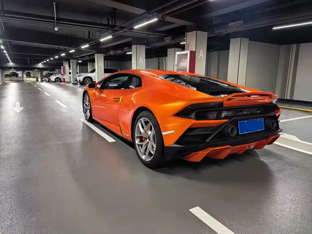 Lamborghini Huracán 2023 — фото 4