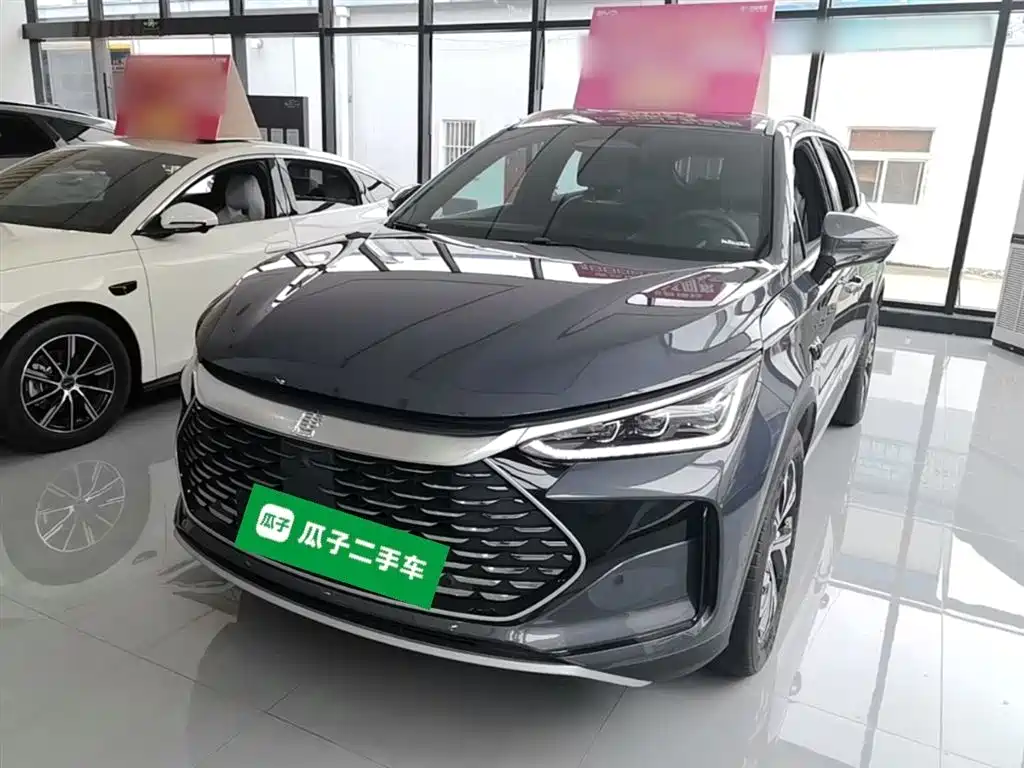 BYD Tang New Energy 2025 — фото 1