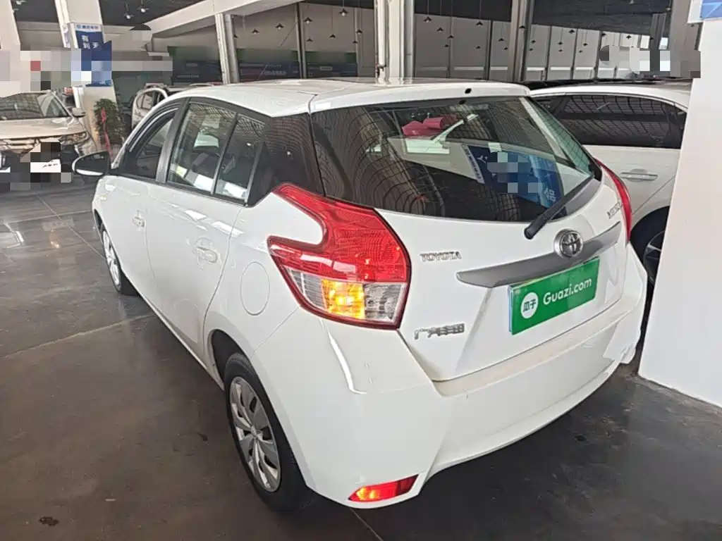 Toyota Yaris L 2016