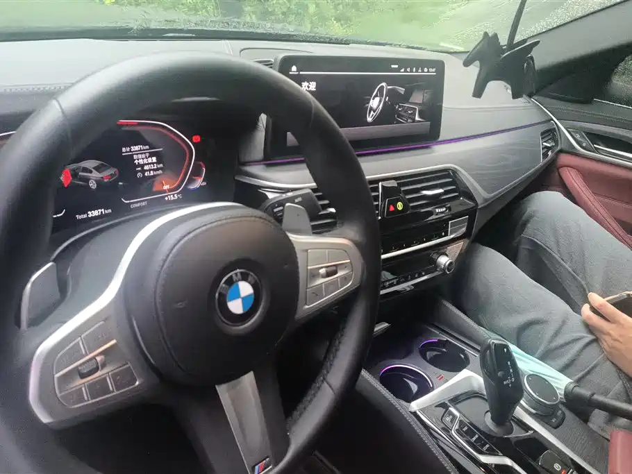 BMW 5 Series 2023 — фото 12