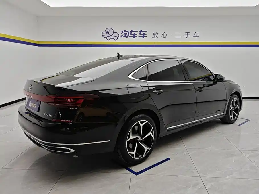 Volkswagen Passat 2023