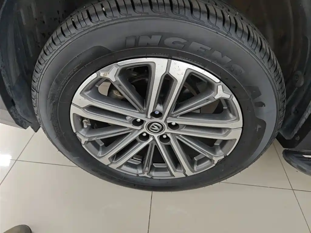Changan CS75 PLUS 2021 — фото 23