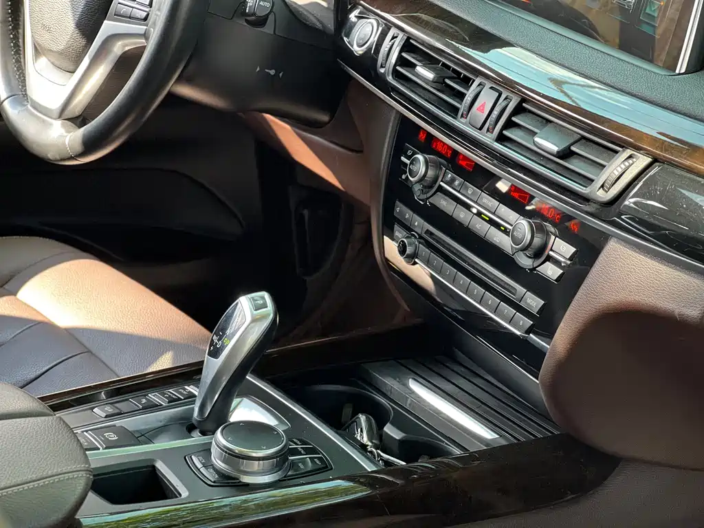 BMW X5 2017 — фото 13