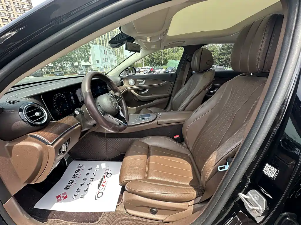 Mercedes-Benz E-Class 2023 — фото 7