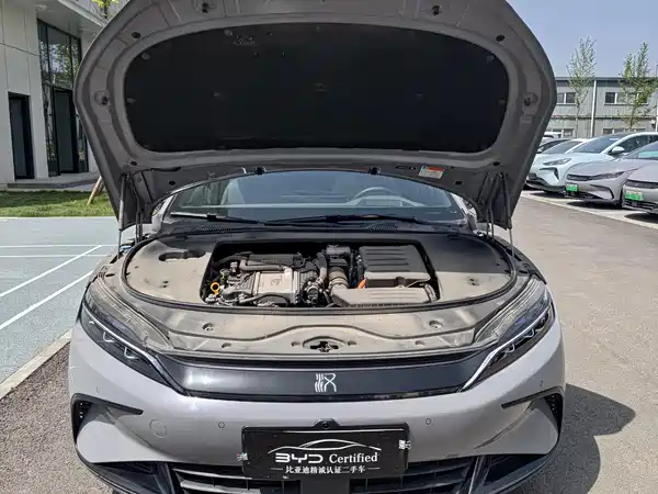 BYD Han 2025