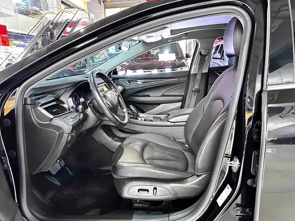 Buick LaCrosse 2022