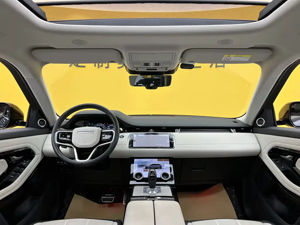 Land Rover Range Rover Evoque 2024 — фото 13