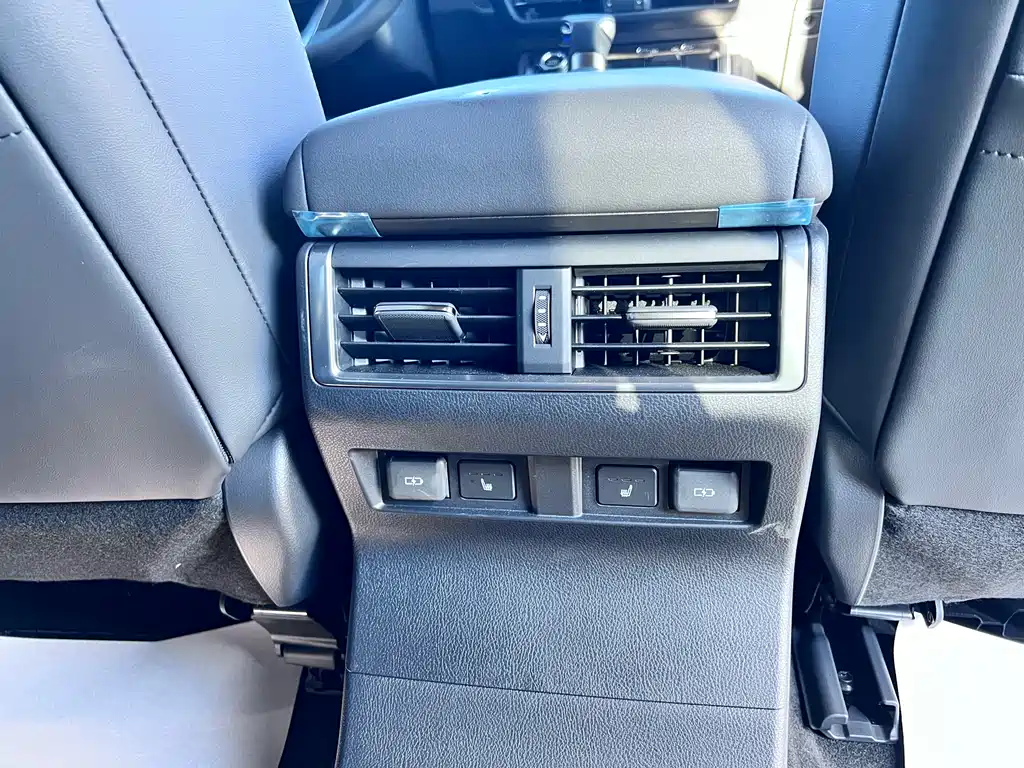 Lexus GX 2025 — фото 19