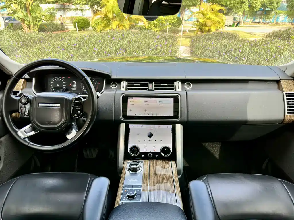 Land Rover Range Rover 2019 — фото 10